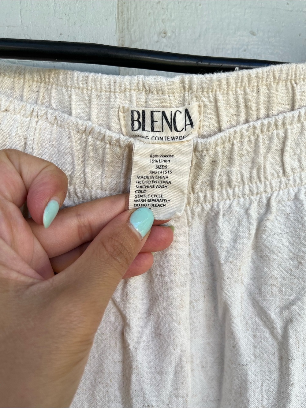 Relaxed Cream Wide-Leg Linen Pants - Picture 3 of 4